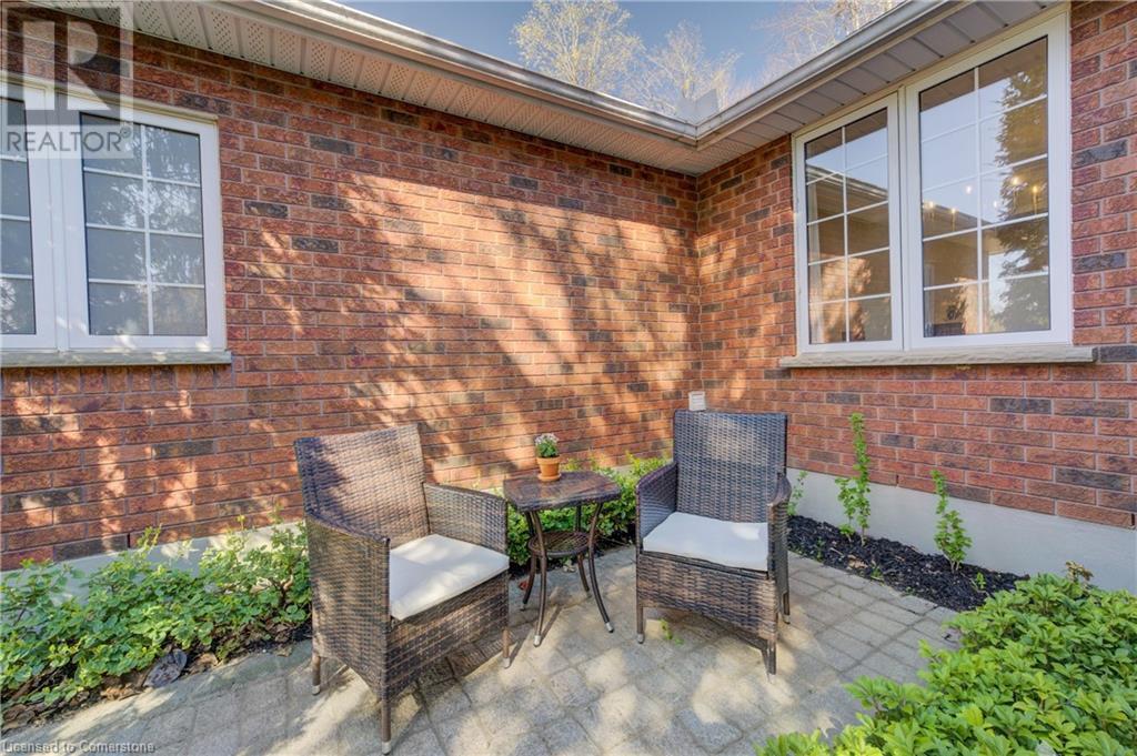 439 NORTHLAKE Drive
