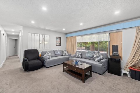 32235 MARSHALL ROAD Abbotsford BC V2T1A5