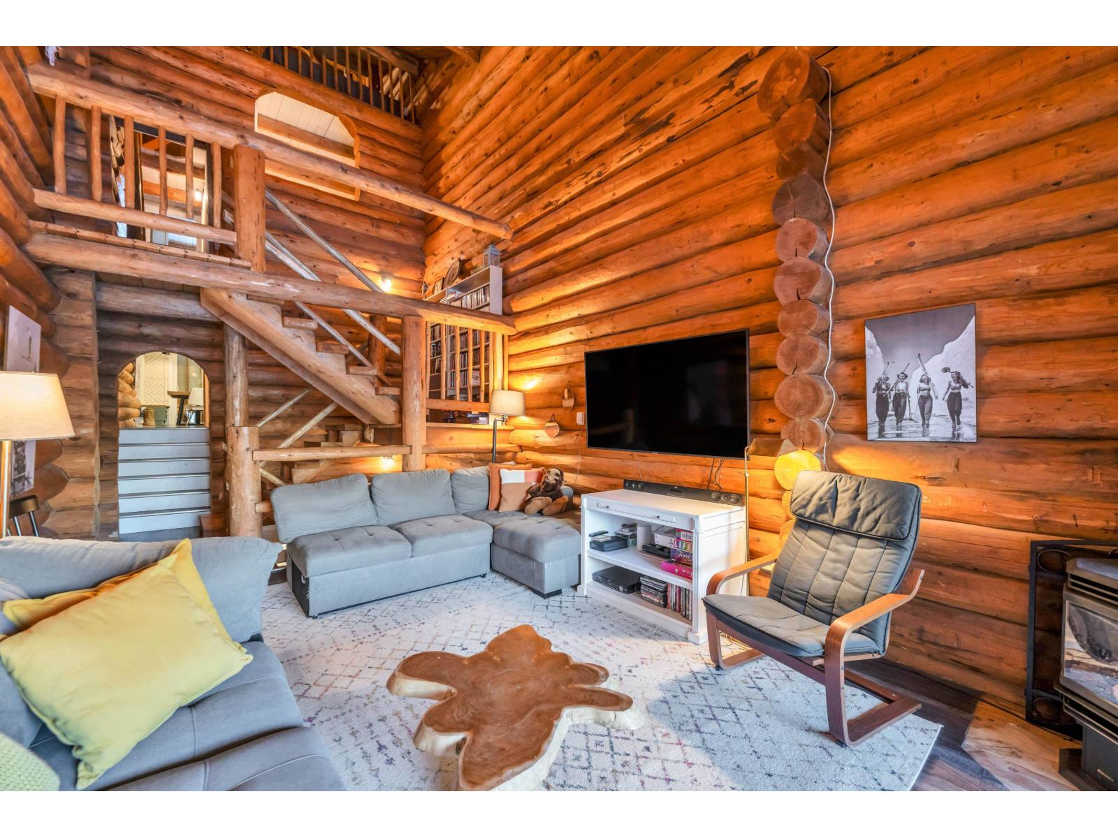 2 20619 EDELWEISS DRIVE
