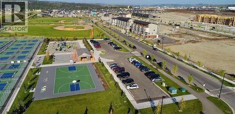 255 Rockland Avenue Cochrane AB T4C2B8