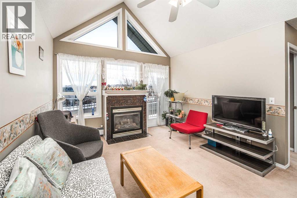 313, 7 Harvest Gold Manor NE