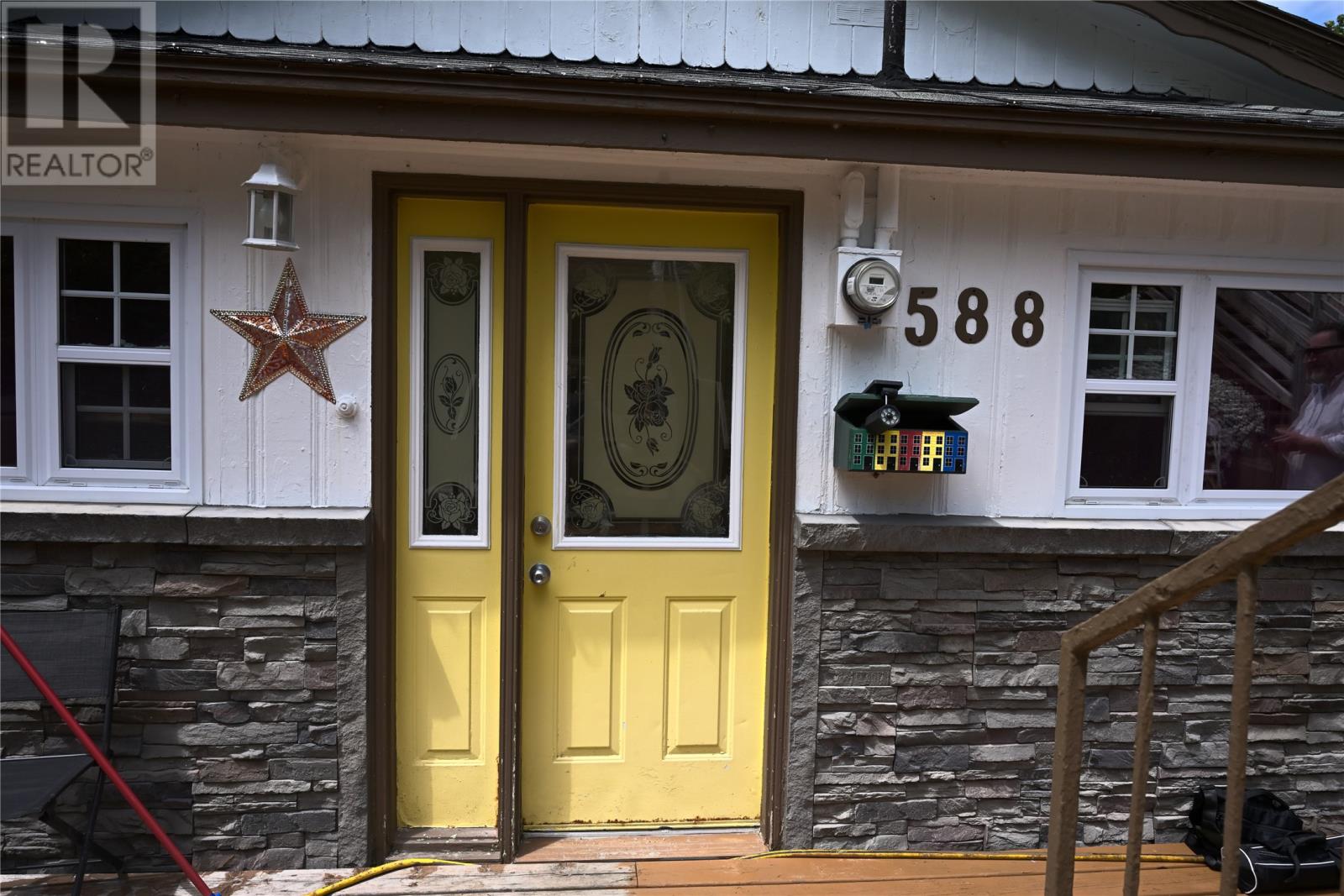 588 Southside Road