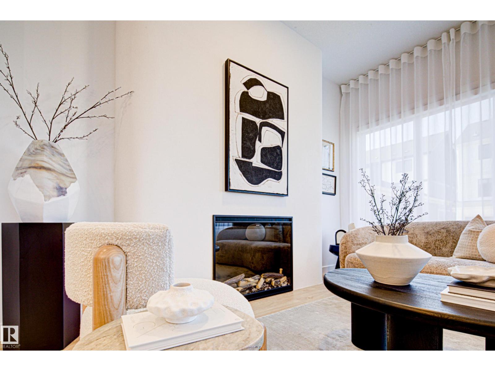 18705 18A AV NW