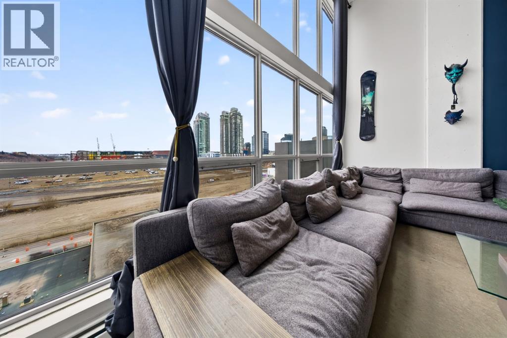 613, 535 8 Avenue SE