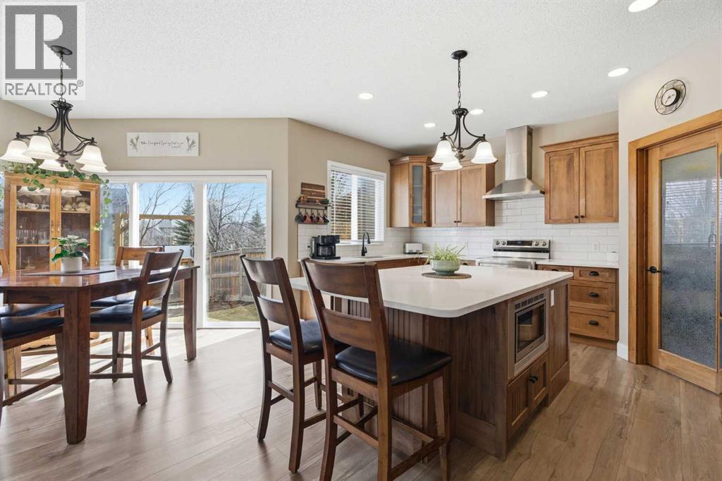 160 Crystal Green Drive SE