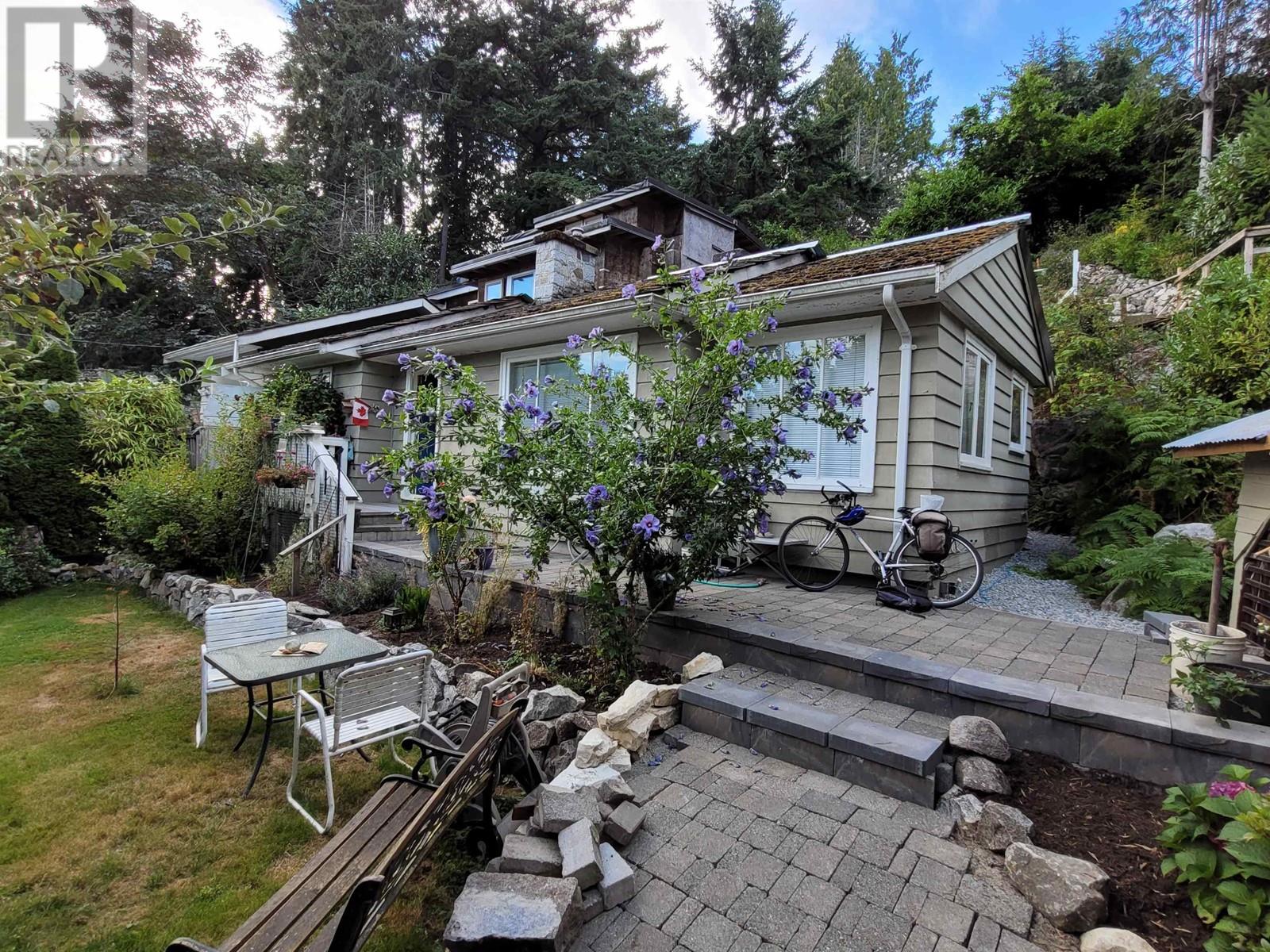 4405 MARINE DRIVE