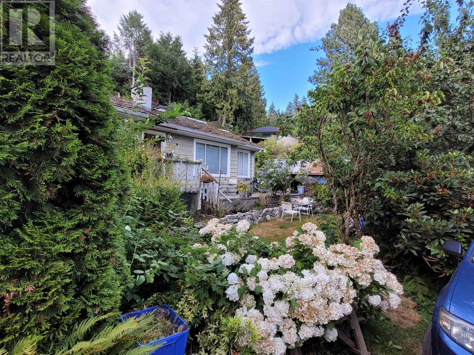 4405 MARINE DRIVE