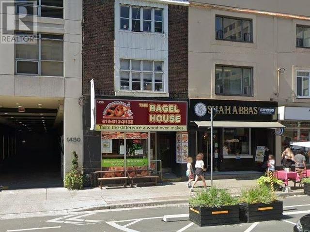 Photo 1 of 14 — 1438B Yonge Street 3, Toronto, ON M4T1Y5