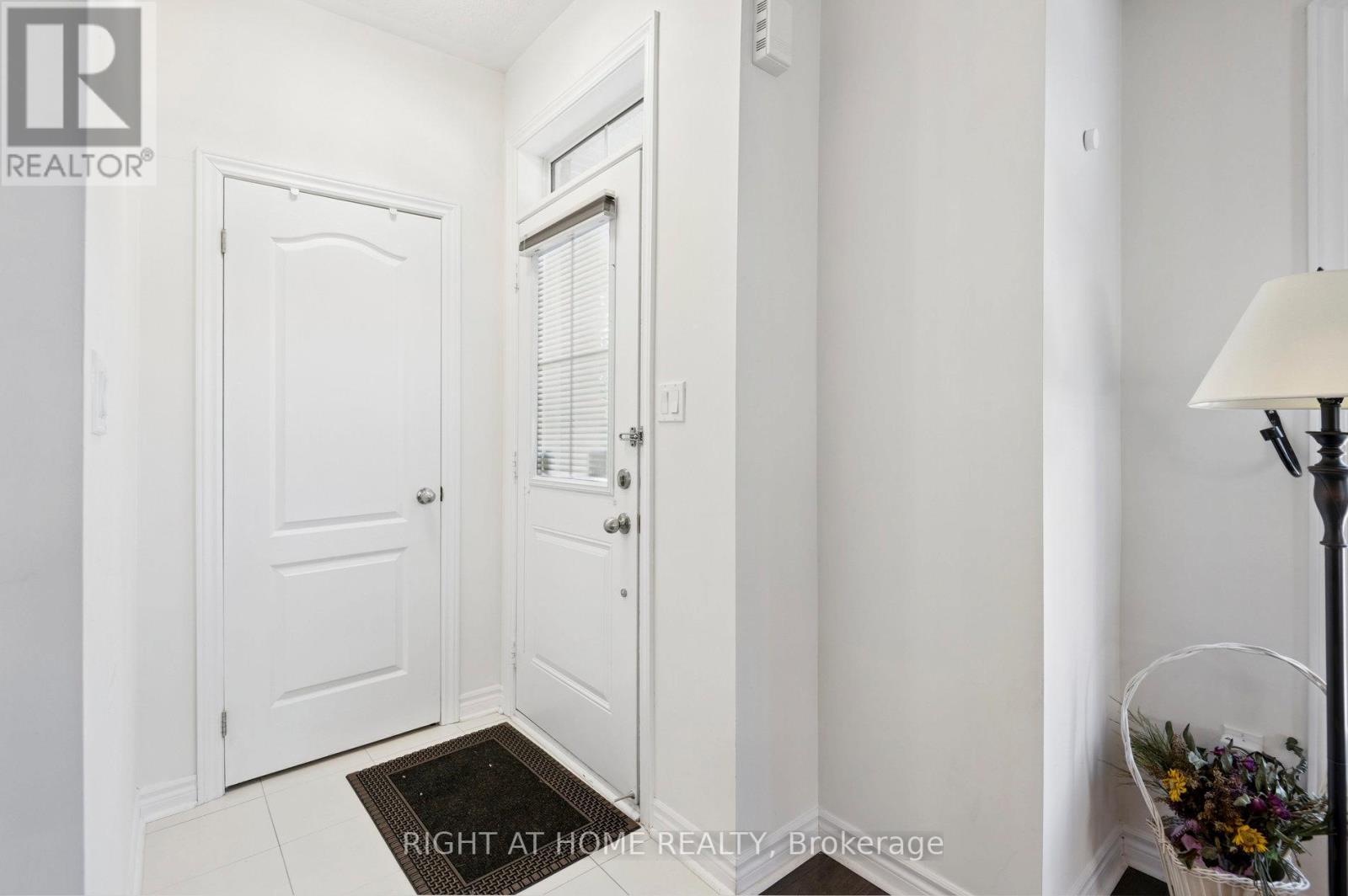 14 - 1255 BRIDLETOWNE CIRCLE