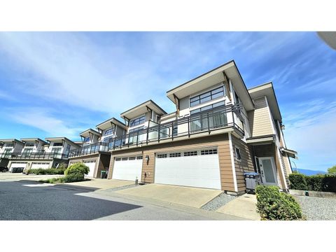 8 9989 E BARNSTON DRIVE Surrey BC V4N6N3