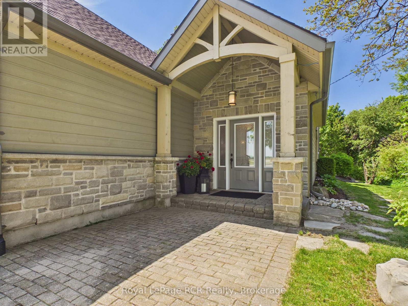 788 LAKE RANGE DRIVE