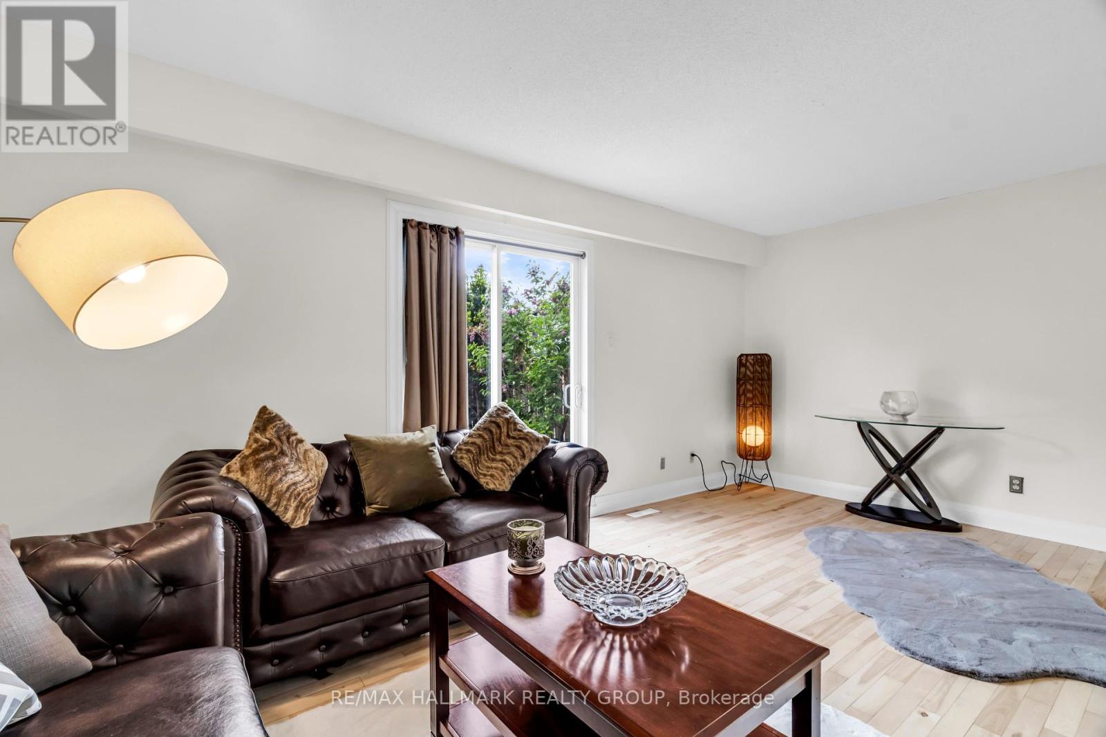 46 - 434A MOODIE DRIVE