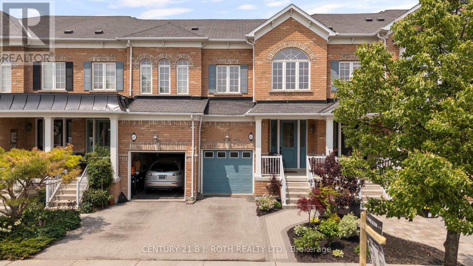 85 GOSNEL CIRCLE