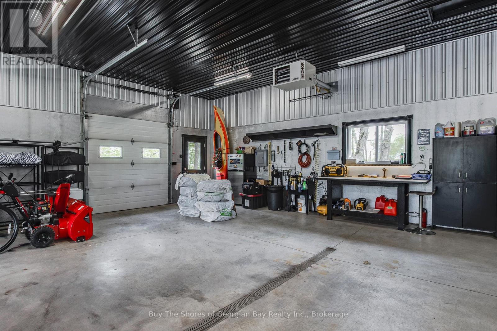 691 MOUNT ST. LOUIS ROAD