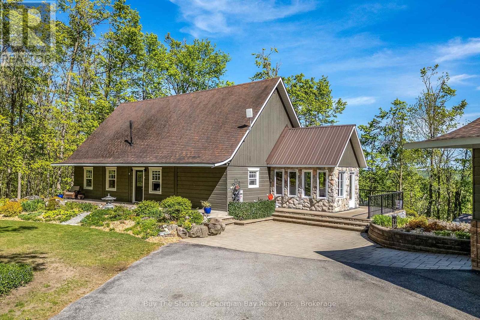 691 MOUNT ST. LOUIS ROAD