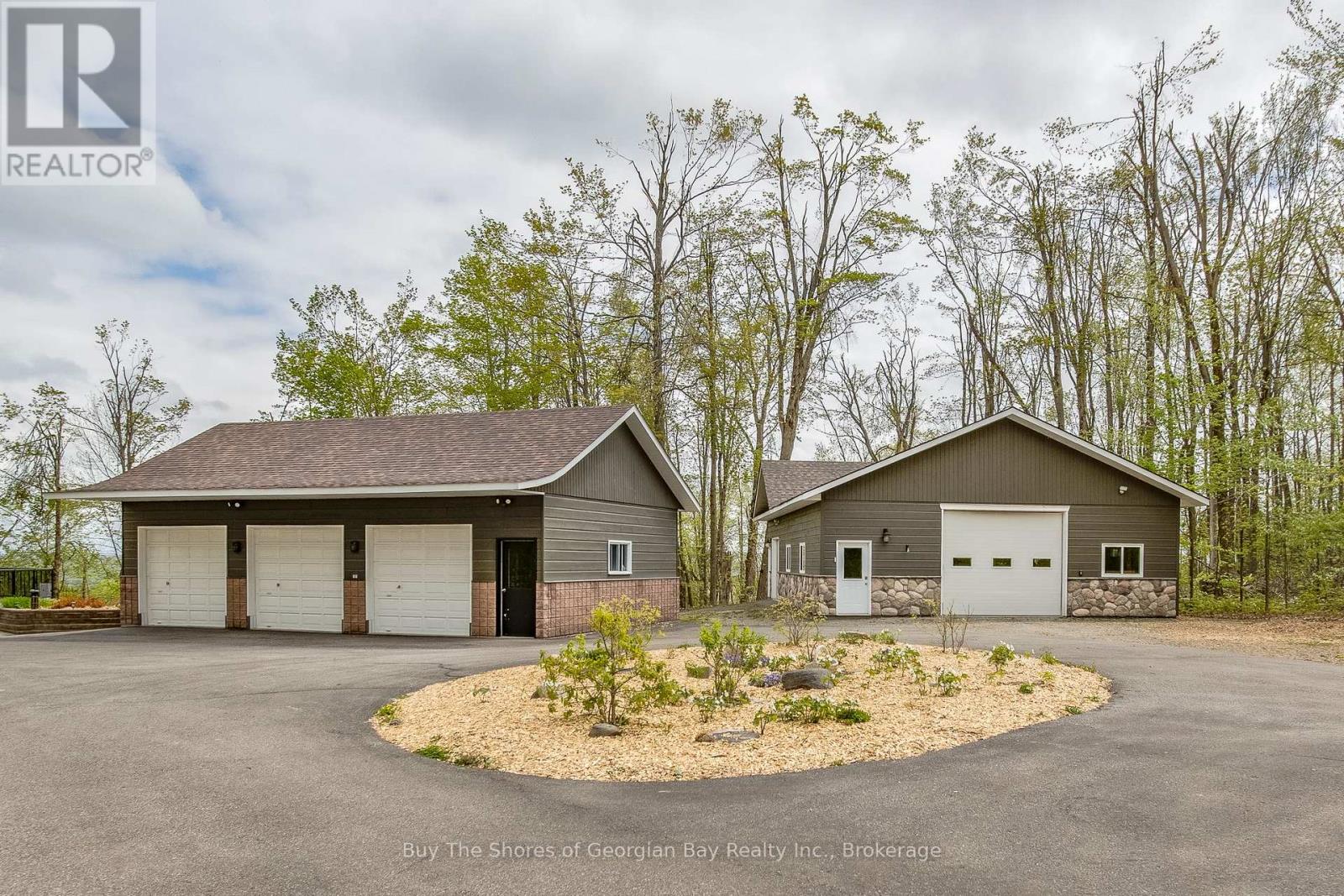 691 MOUNT ST. LOUIS ROAD