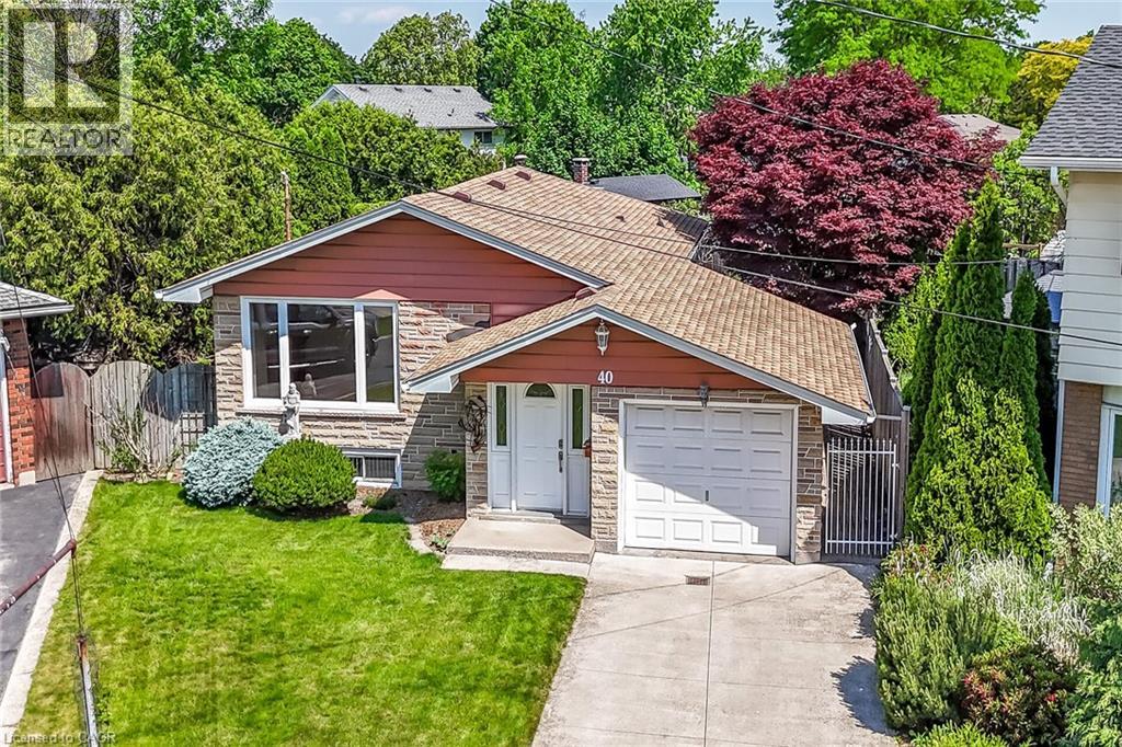 40 BERMUDA Court