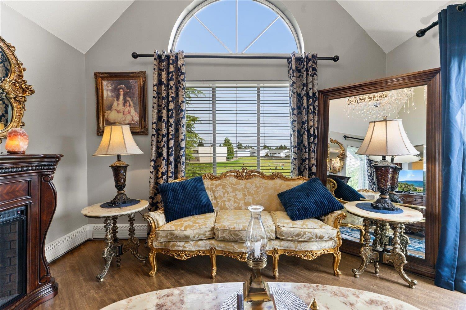 316 32725 GEORGE FERGUSON WAY