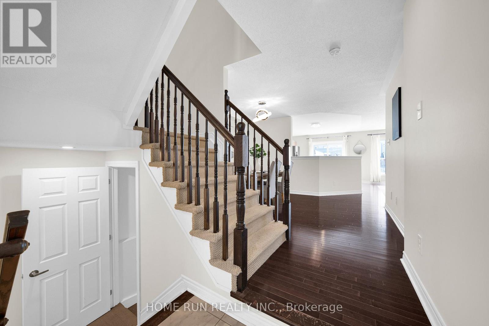 957 MESSOR CRESCENT