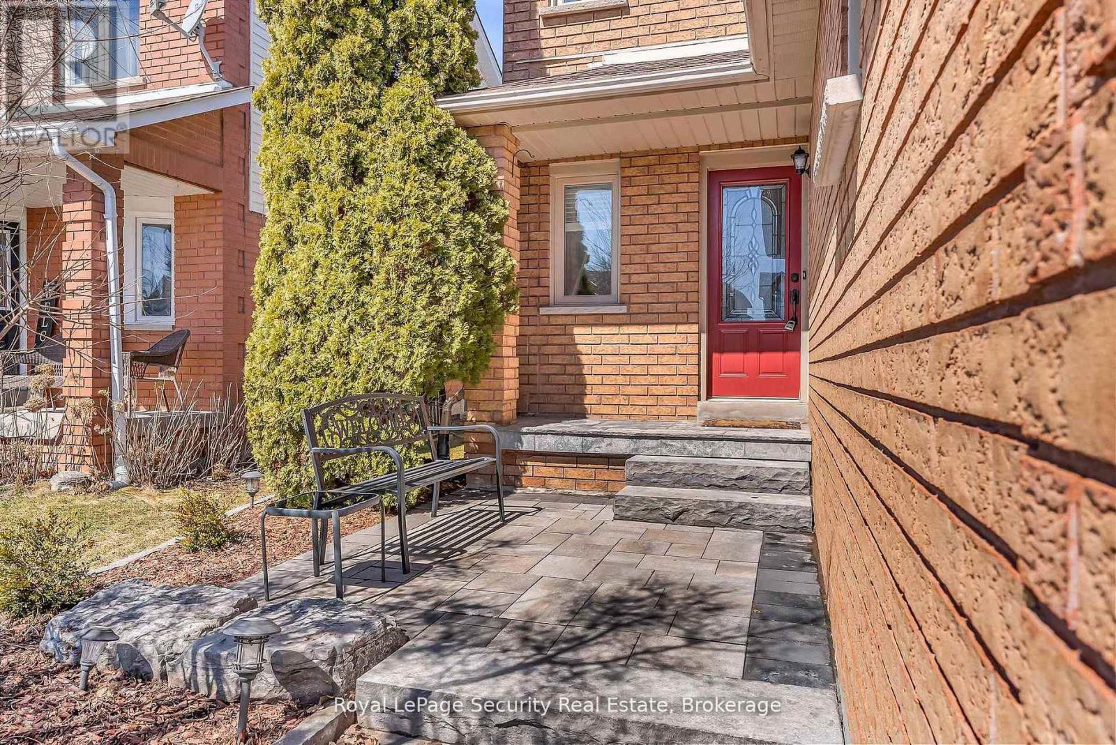 1197 BEAVER VALLEY CRESCENT
