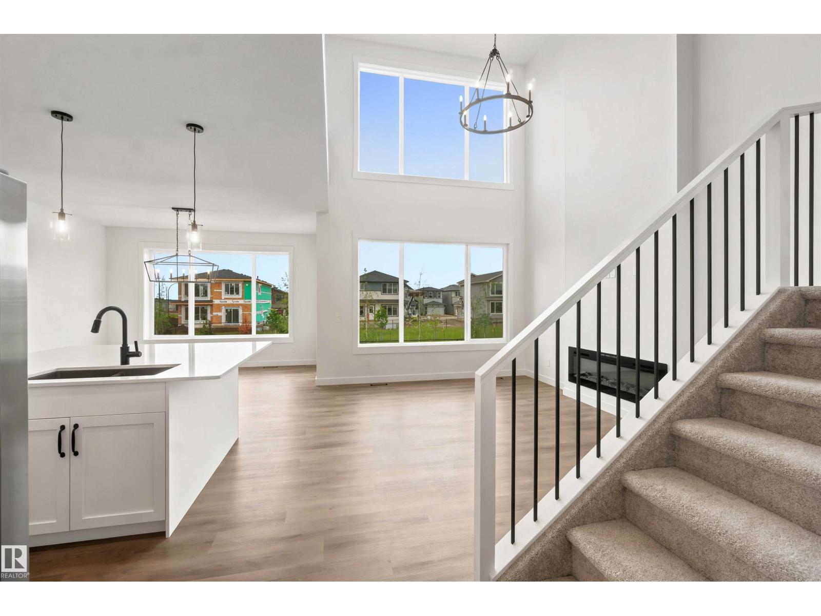 2232 5 AV SW