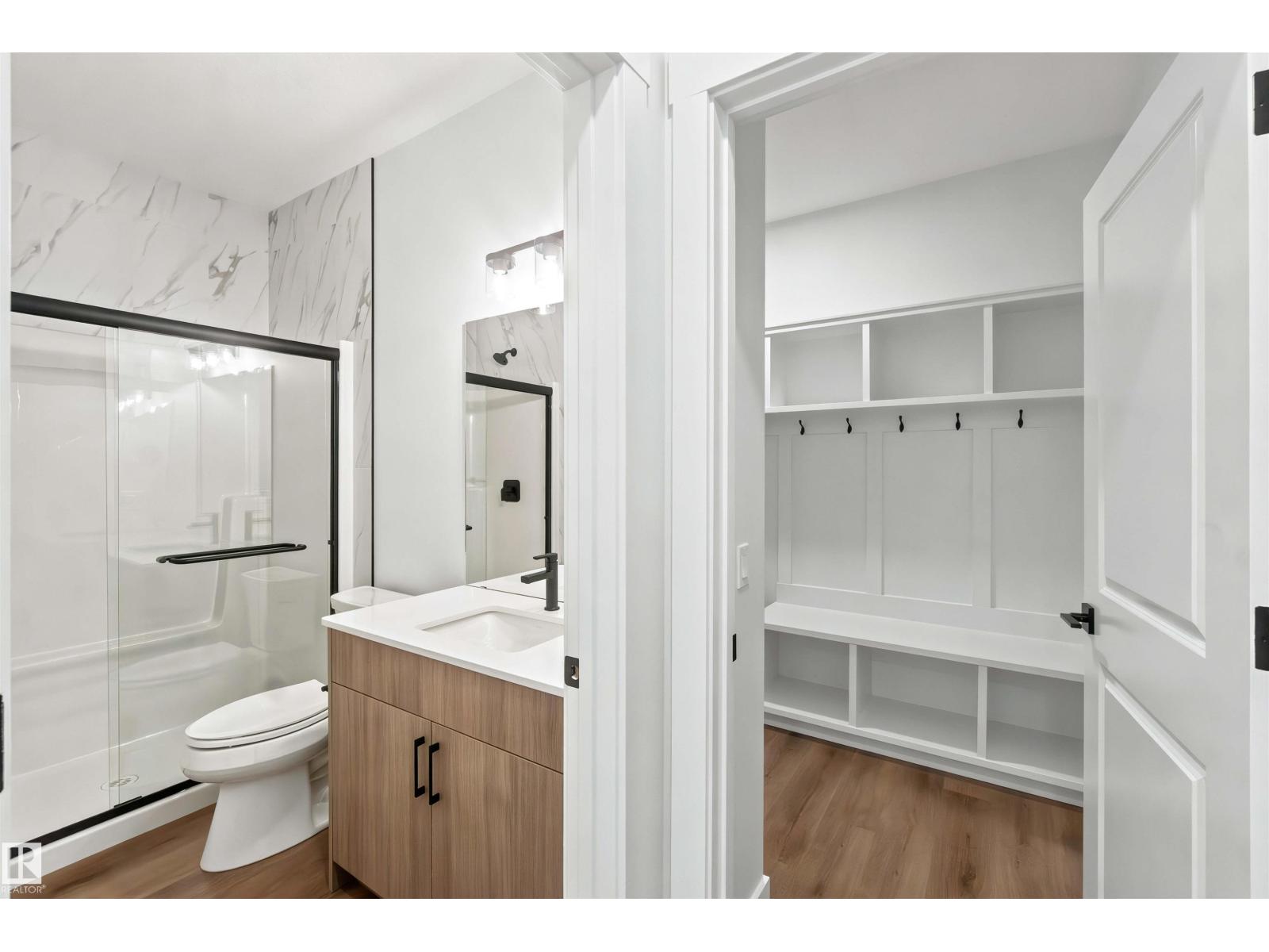 2232 5 AV SW