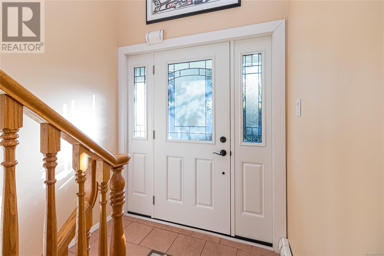 3954 Grandis Pl