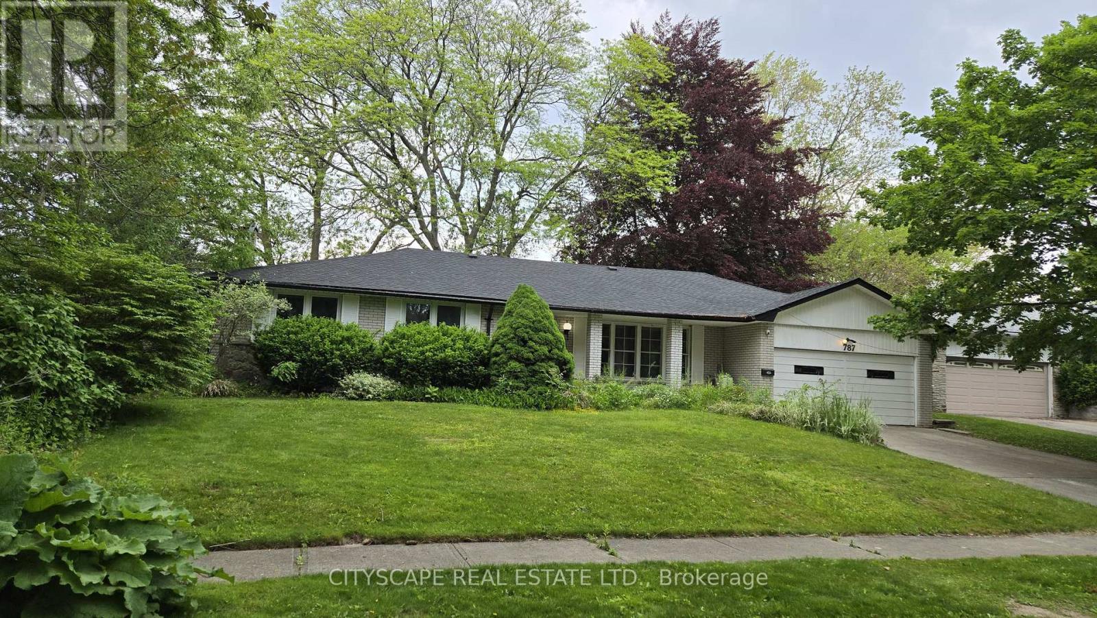 787 DACK BOULEVARD
