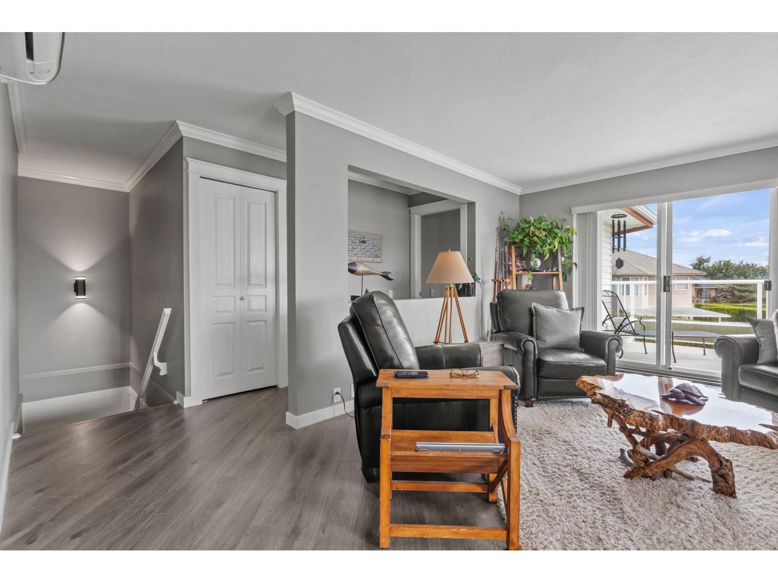 11 31406 UPPER MACLURE ROAD