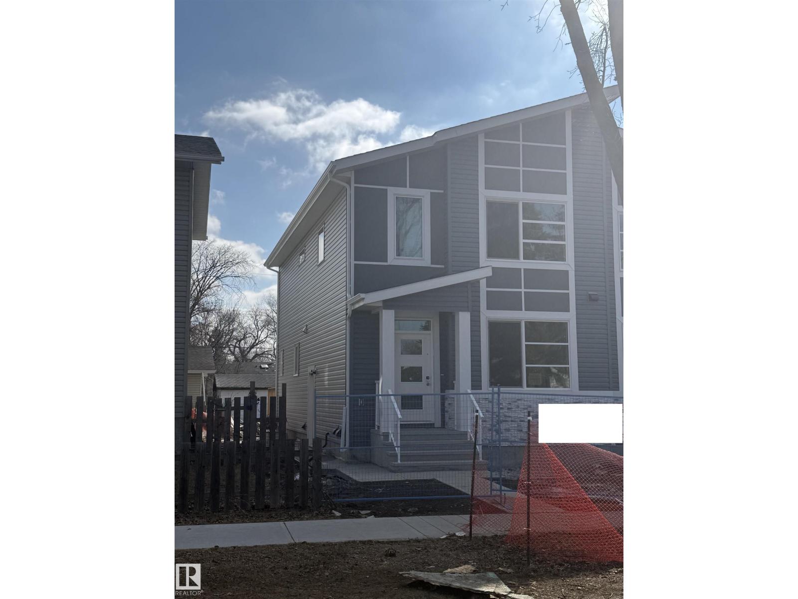 12957 121 ST NW
