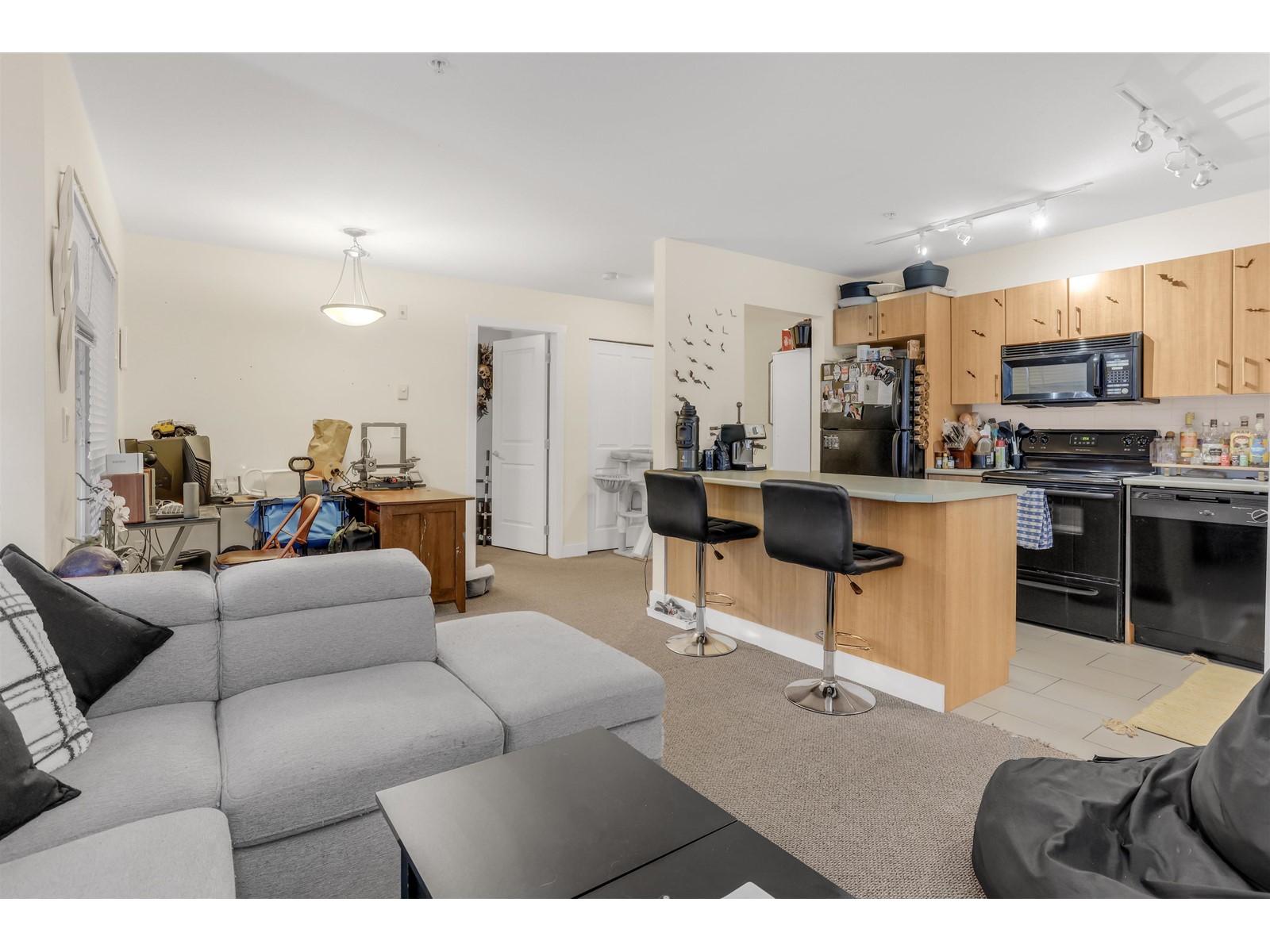 205 45555 YALE ROAD|Chilliwack Proper South