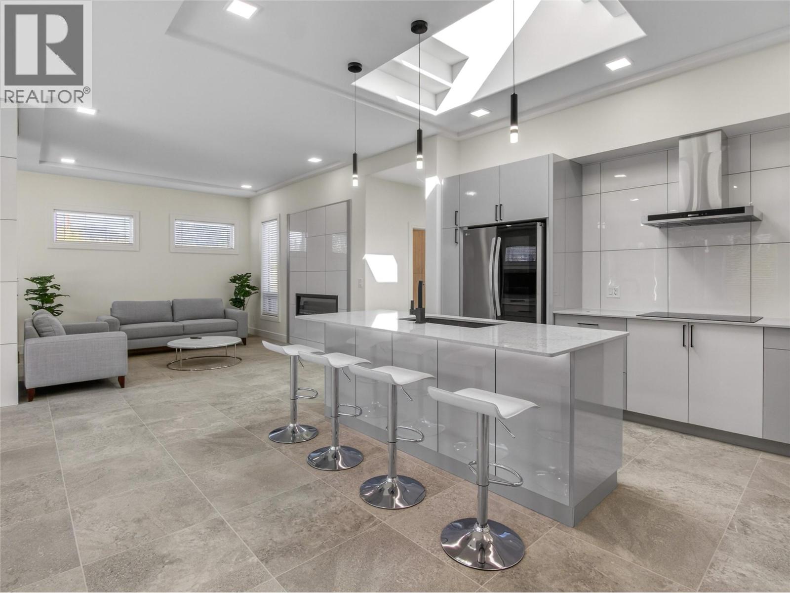 1723 Treffry Place