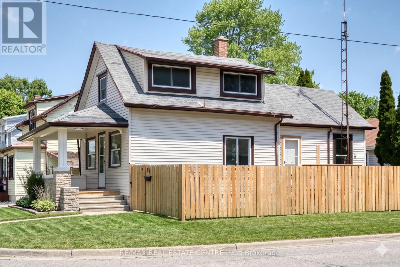 88 LORNE AVENUE