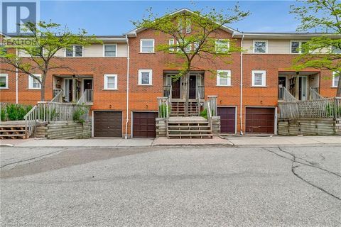 459 BEECHWOOD Place Unit# 33 Waterloo ON N2T2N8