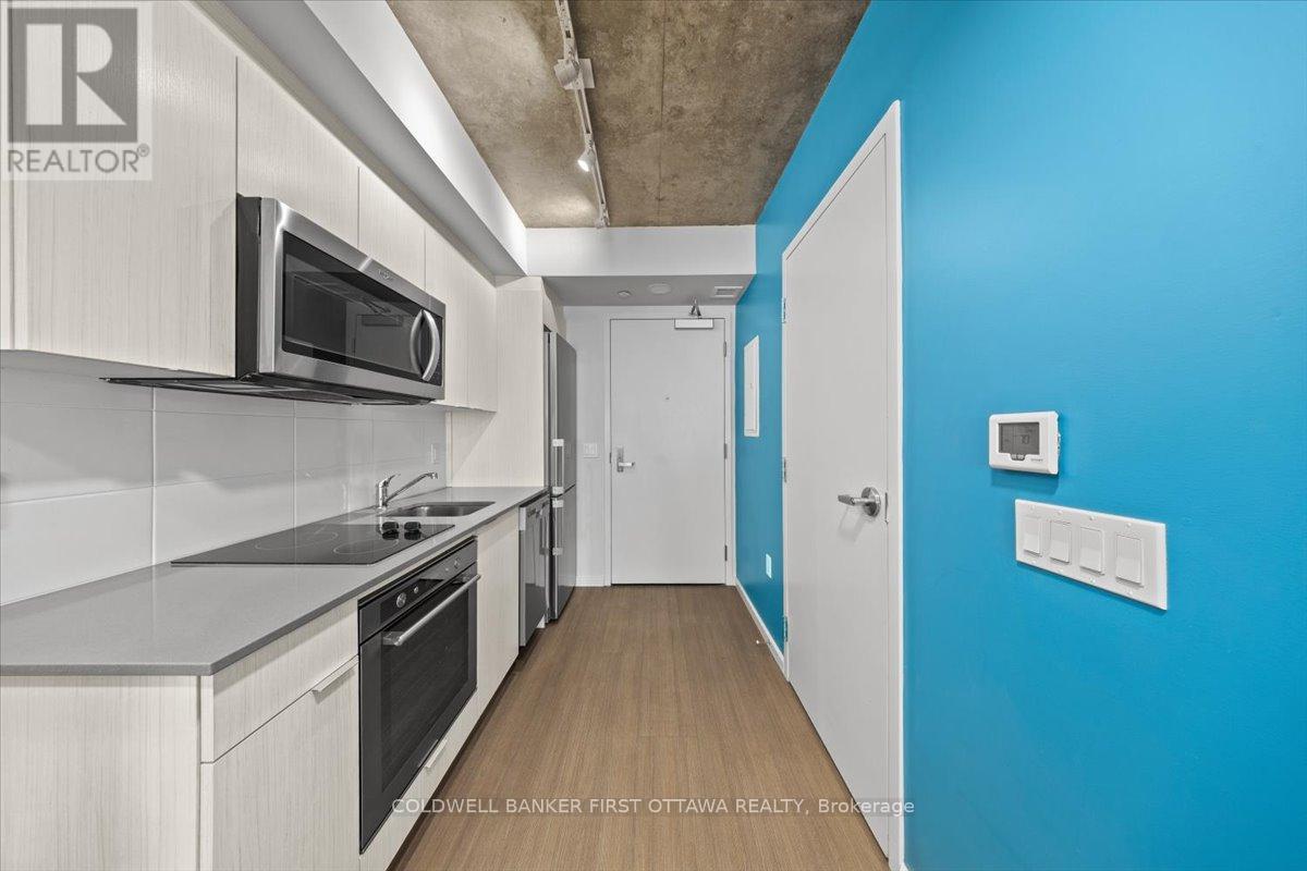 2308 - 105 CHAMPAGNE AVENUE S