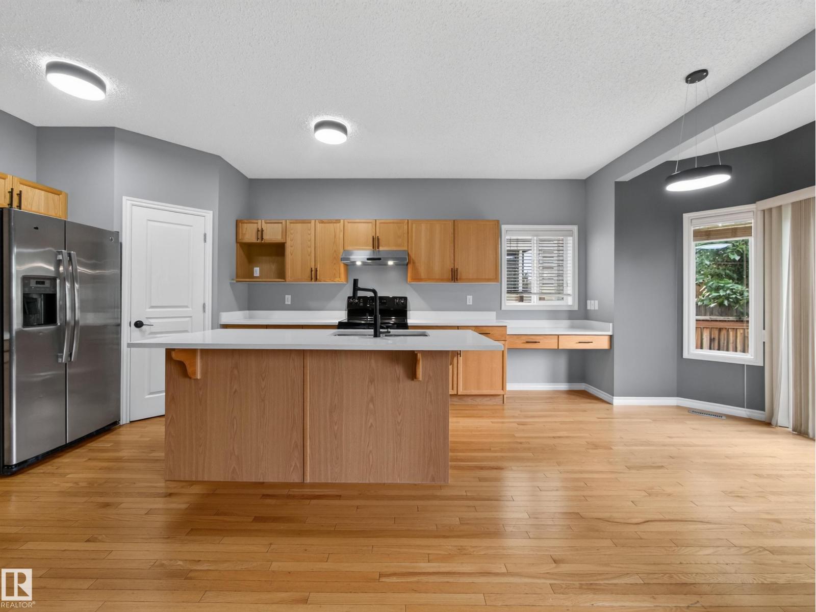283 ASCOTT CR
