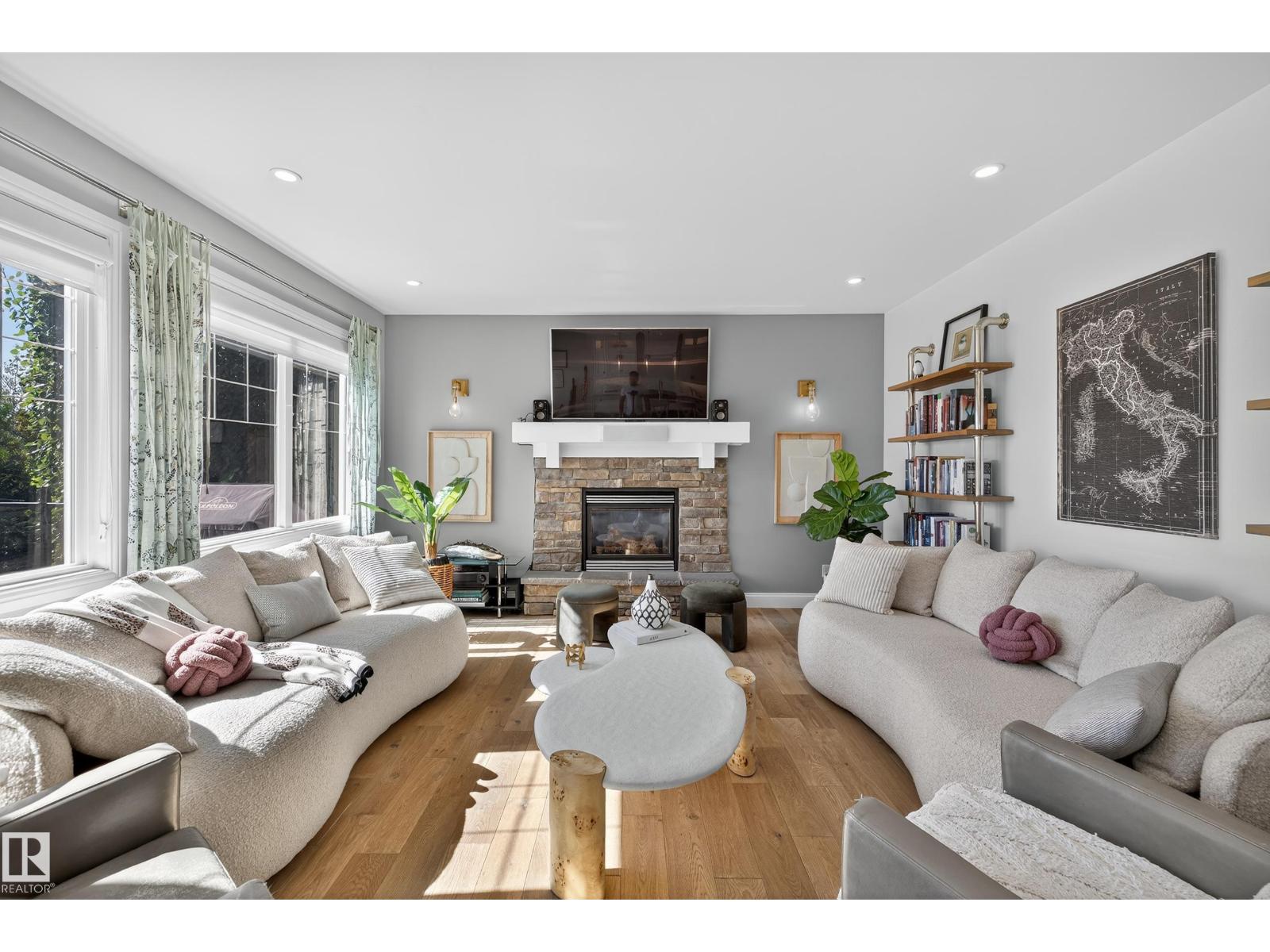 6167 STINSON WY NW