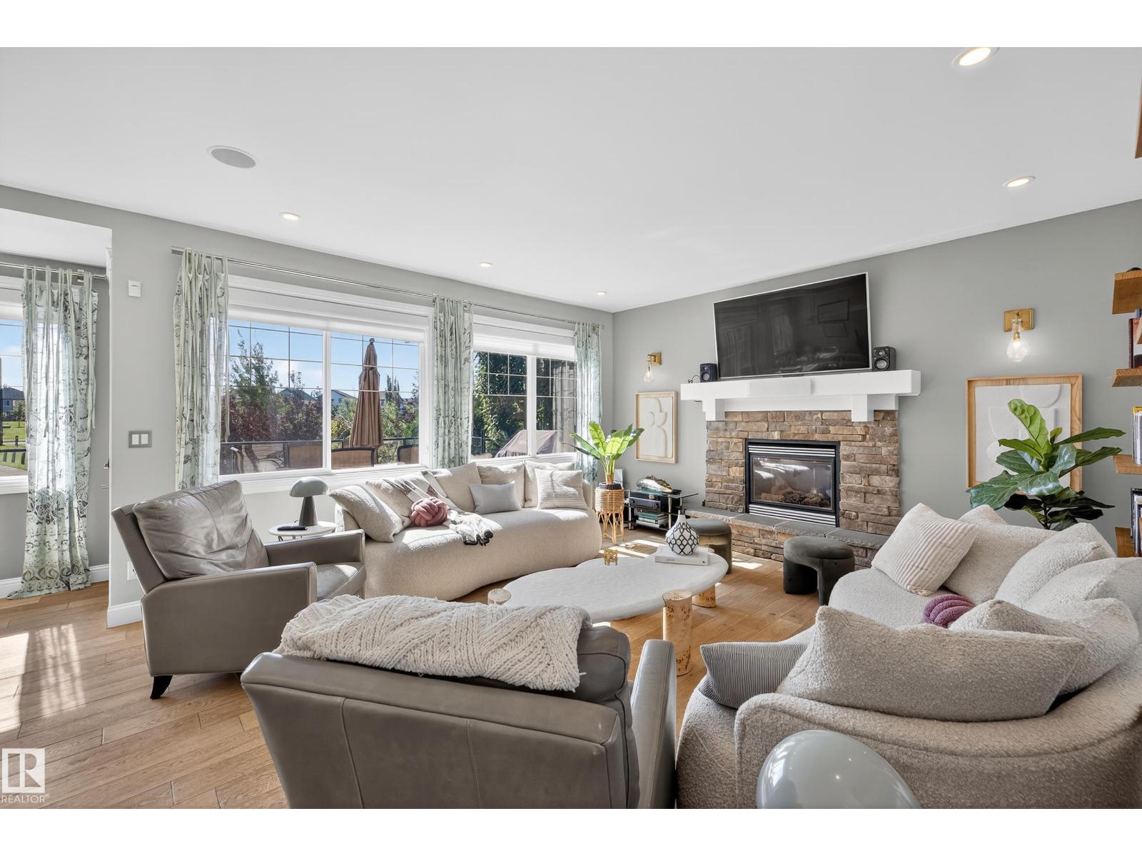 6167 STINSON WY NW