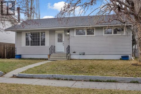 284 Acadia Drive SE Calgary AB T2J0A7