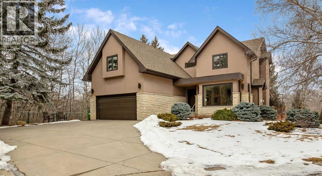 16 Stratton Place SW