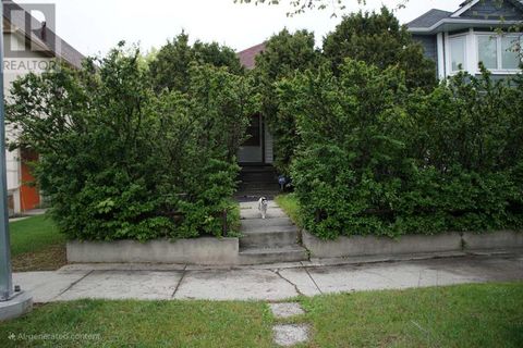 2025 26A Street SW Calgary AB T3E2B9