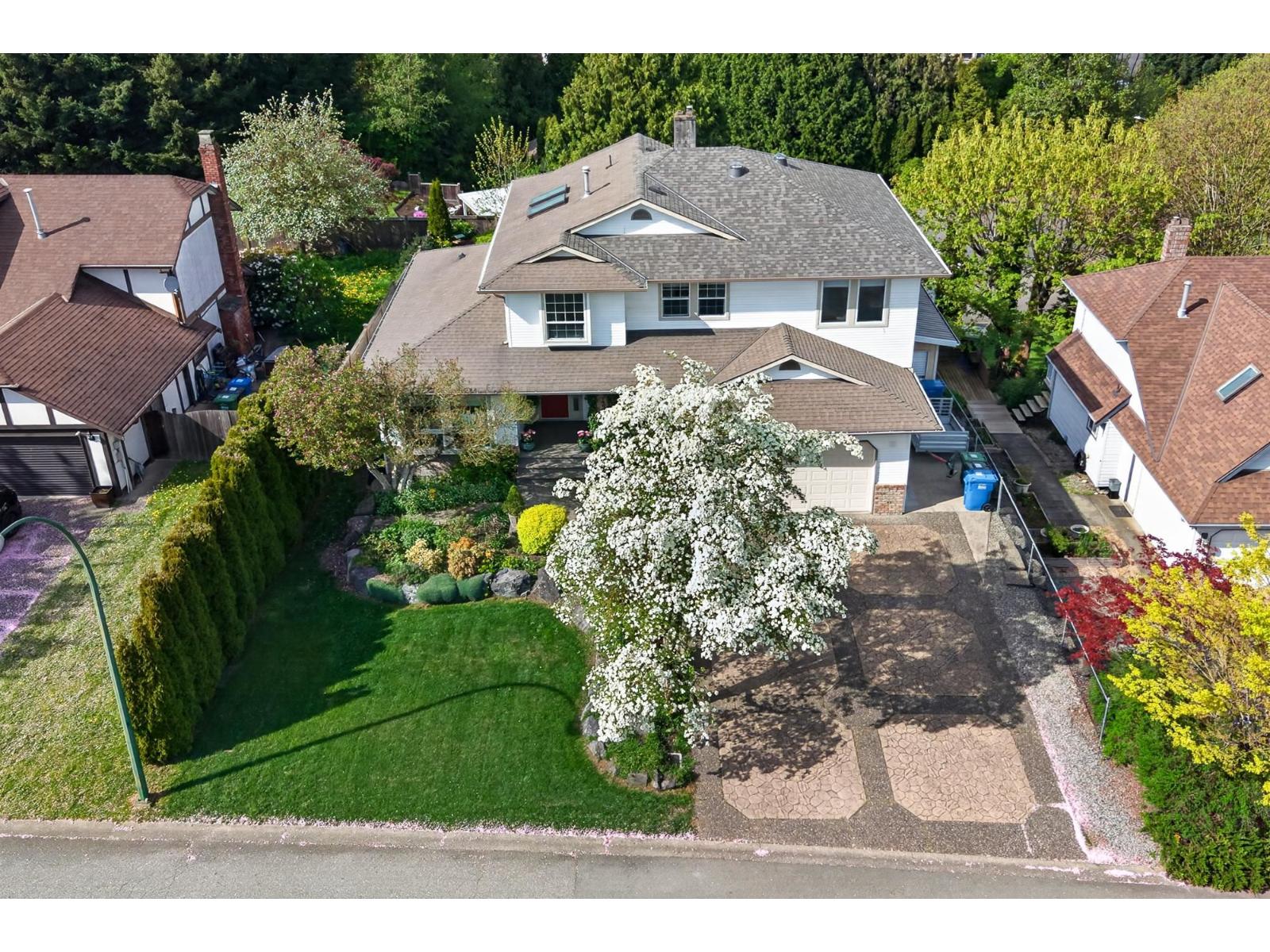 34947 OAKHILL DRIVE