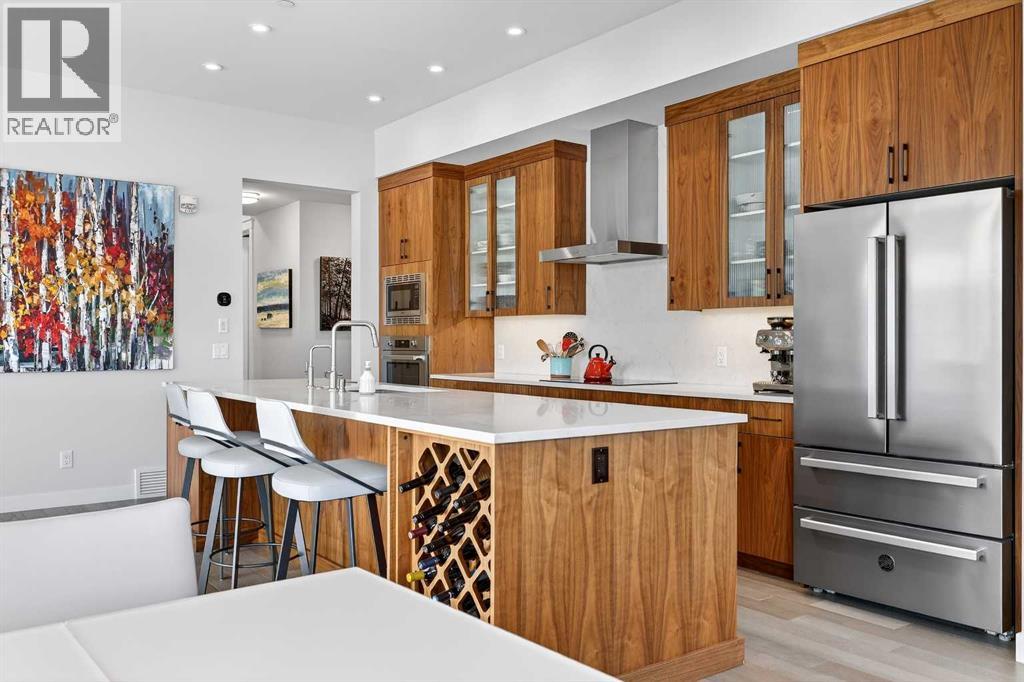 402, 21 Lebel Crescent NW