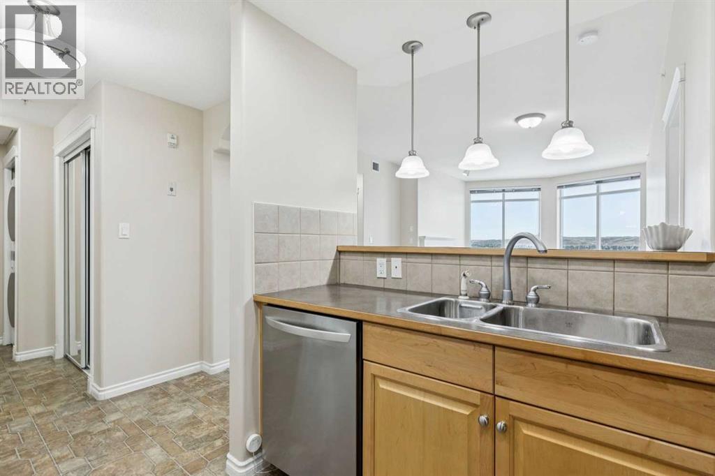 705, 1726 14 Avenue NW