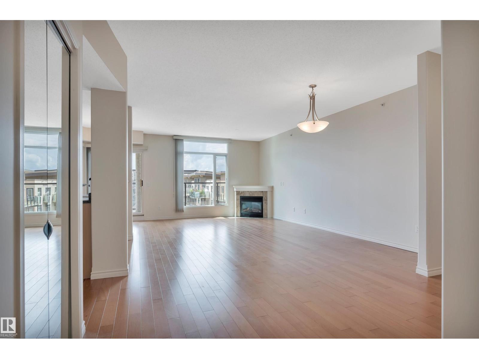 #504 141 FESTIVAL WY