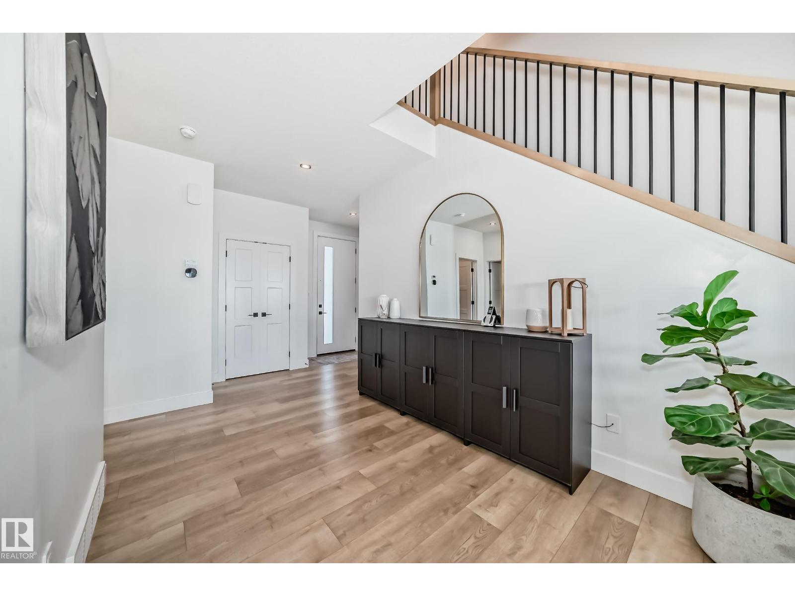 334 MEADOWVIEW DR
