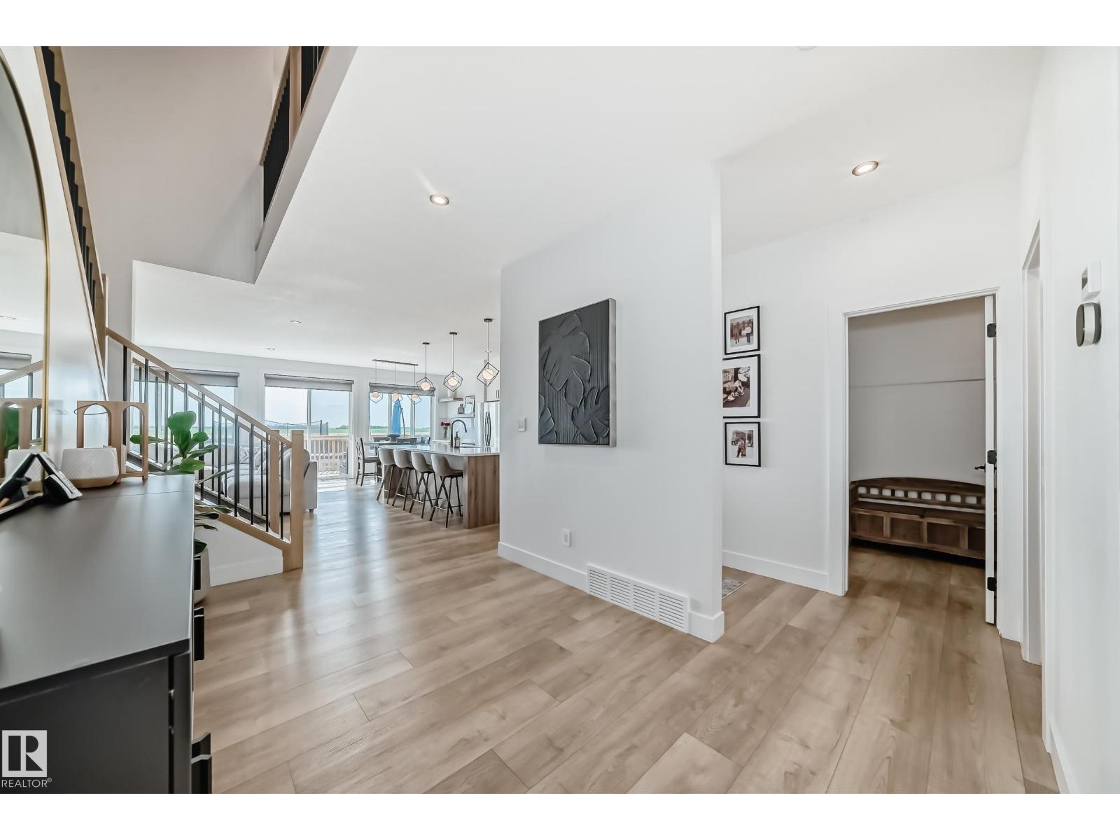 334 MEADOWVIEW DR