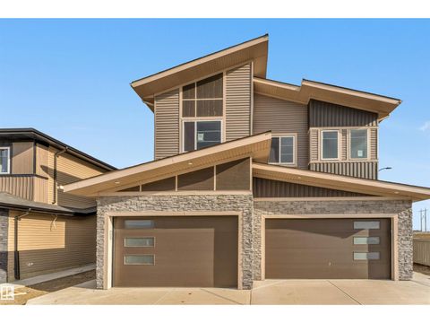 3917 36 ST Beaumont AB T4X2Y3