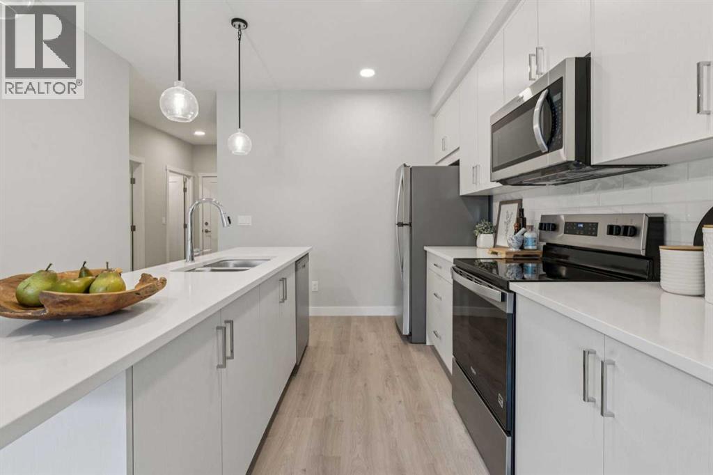 201, 655 Shawnee Square SW