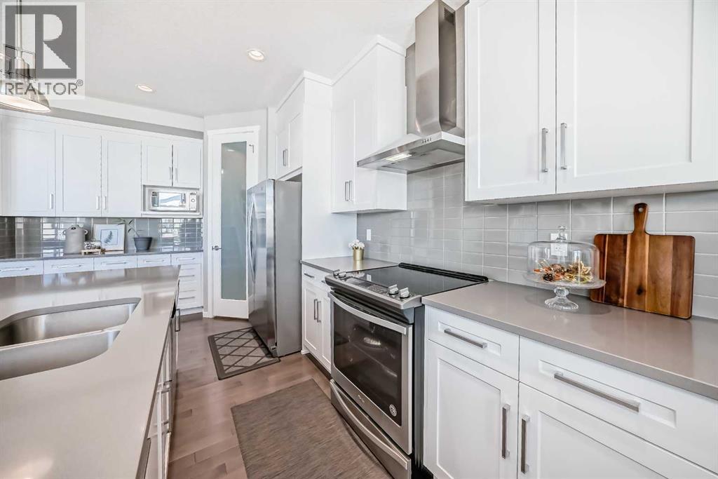 64 Nolancrest Manor NW